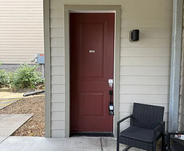 805-B Bradford Ave #102 — Photo 11