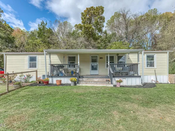 211 Country Ln, Church Hill, TN 37642