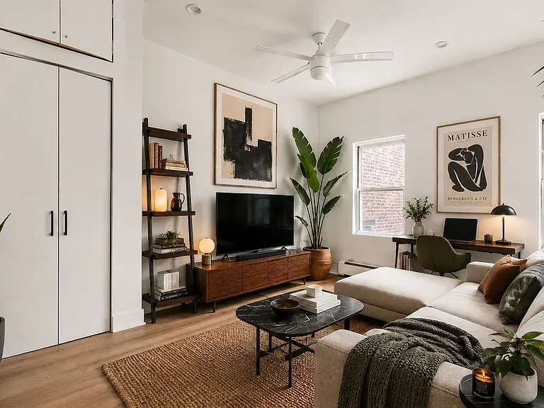 41 Frost St #2 — Photo 3