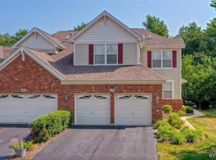 278 Remington Dr, St Charles, IL 60175