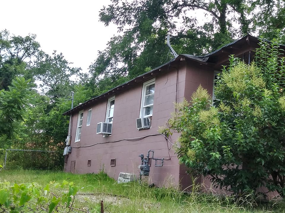 2nd image of 2108 Roosevelt Ave