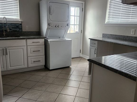 3rd image of 9334 Peachtree St #A