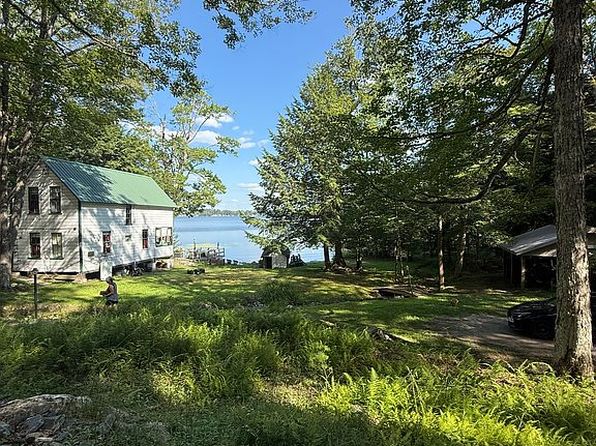 233 N Shore Rd W