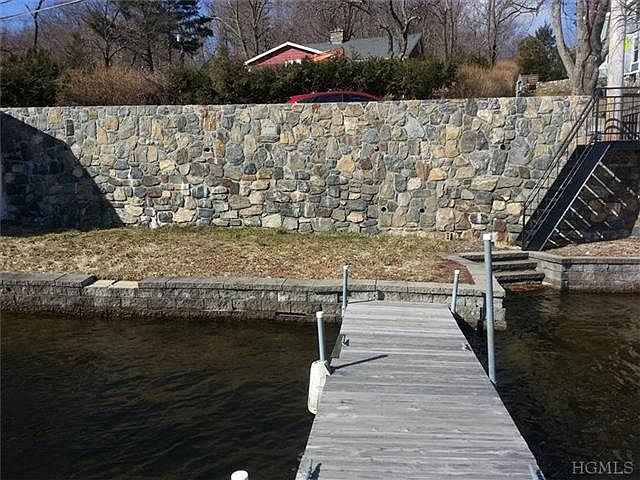 2nd image of 803 S Lake Blvd