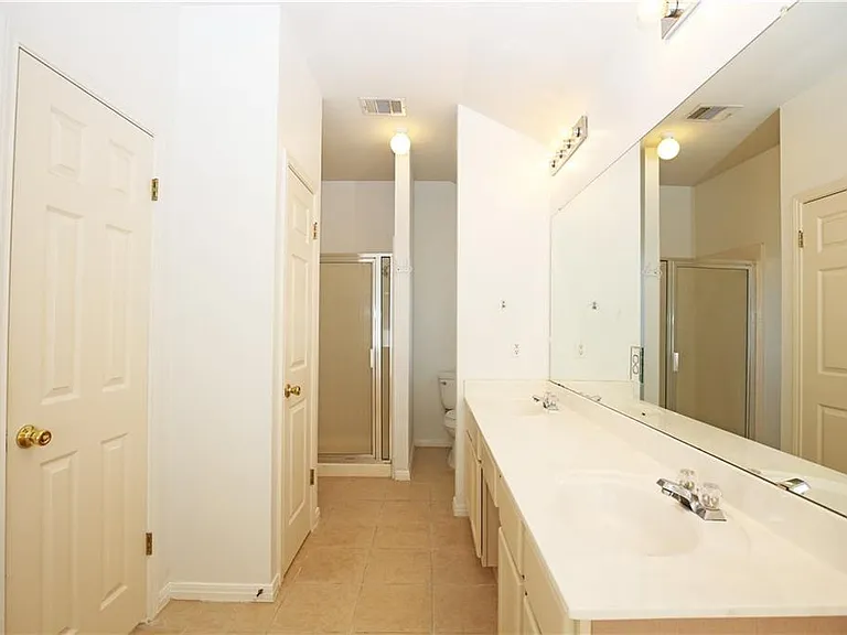 309 Country Aire Dr — Photo 20