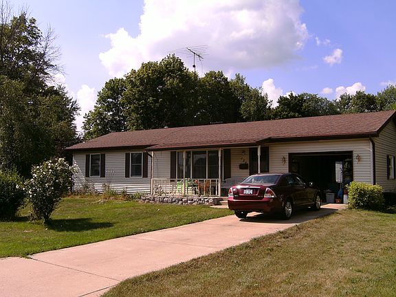 4th image of 124 W Cordelia St