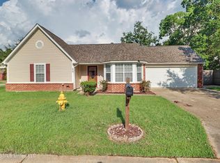 20 Heather Ln, Gulfport, MS 39503