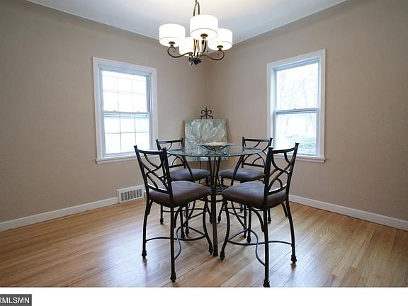 5th image of 1438 Eleanor Ave