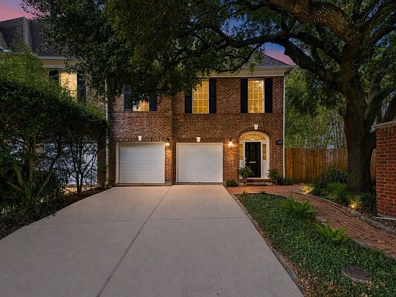 2nd image of 5597 Beverlyhill St
