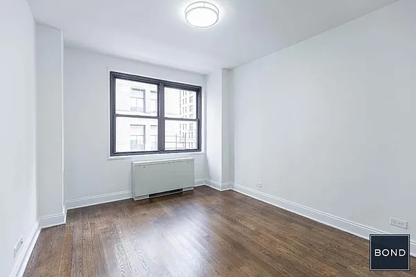 Rented by Bond New York | media 5