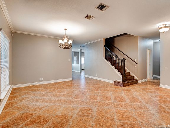 3rd image of 7206 CARRIAGE OAKS