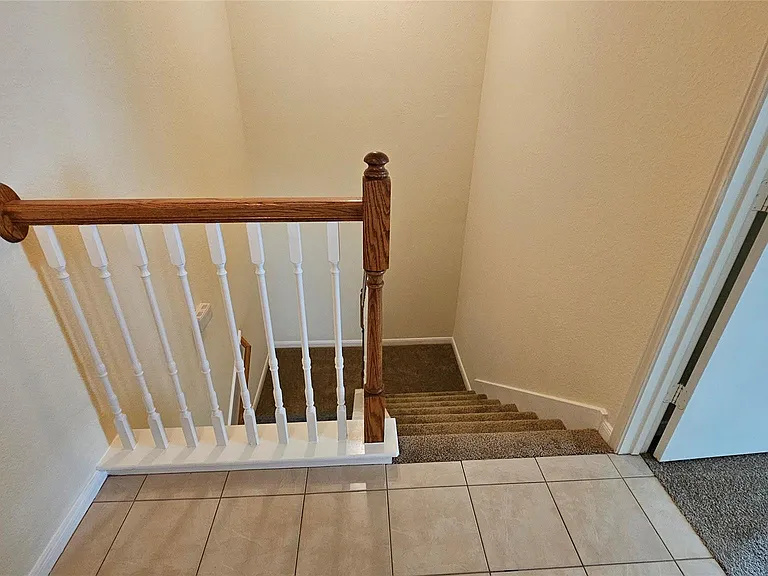 7918 Barnes Ridge Ln — Photo 21