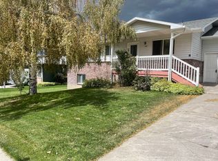 185 Crestview St, Rexburg, ID 83440