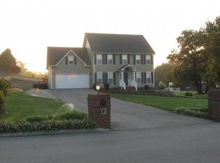 214 Apple Ridge Dr, Bluff City, TN 37618