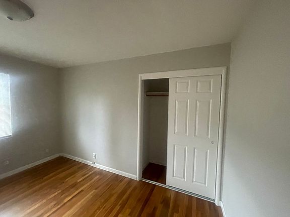 3rd image of 664 Morse Ave #2