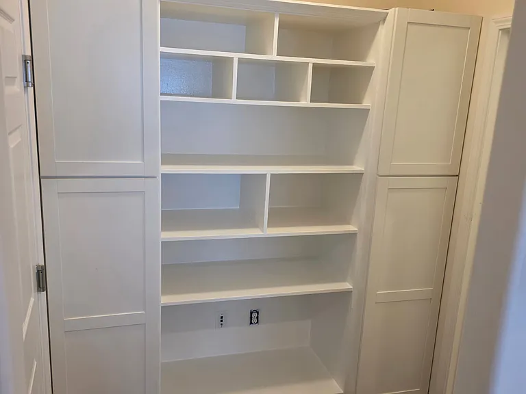 466 Carriage House Ln — Photo 5