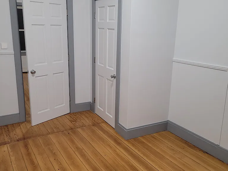 473 Main St — Photo 8