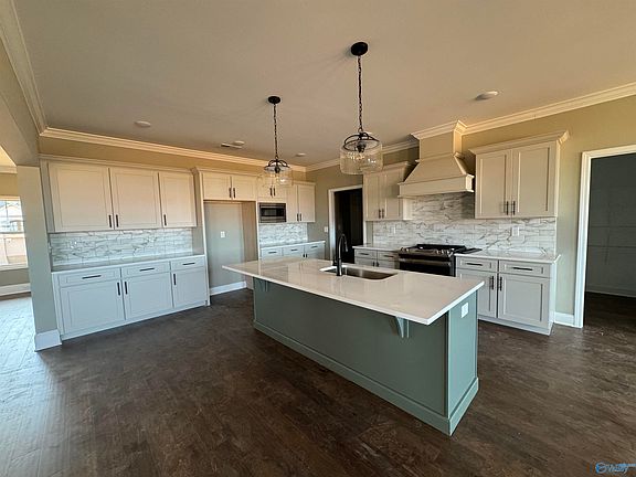 3rd image of 106 Brier View Dr