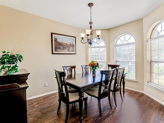 5th image of 6319 Denison Oaks Dr