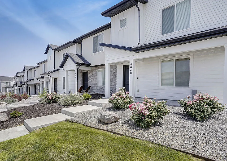 Little Valley Luxury Townhomes