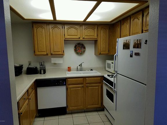 5th image of 316 E Lancaster Ct