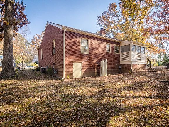 Back Porch/Mud Rm/Laundry