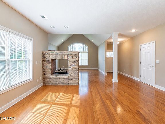 5th image of 2220 McCampbell Wells Way