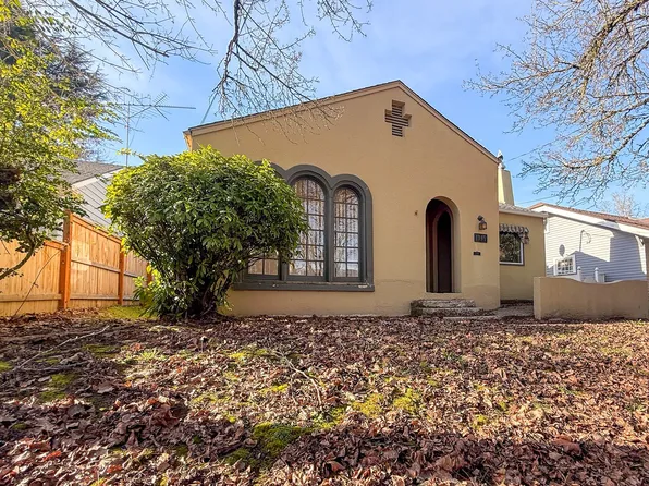 1945 High St SE, Salem, OR 97302