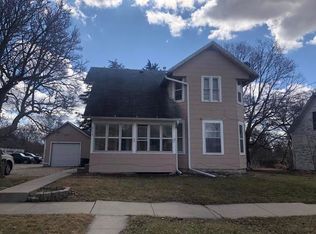 511 E Main St, Morrison, IL 61270