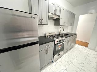 31-03 23rd St #A1, Astoria, NY 11106