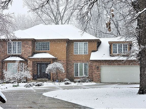 4th image of 6166 Shorewood Ct