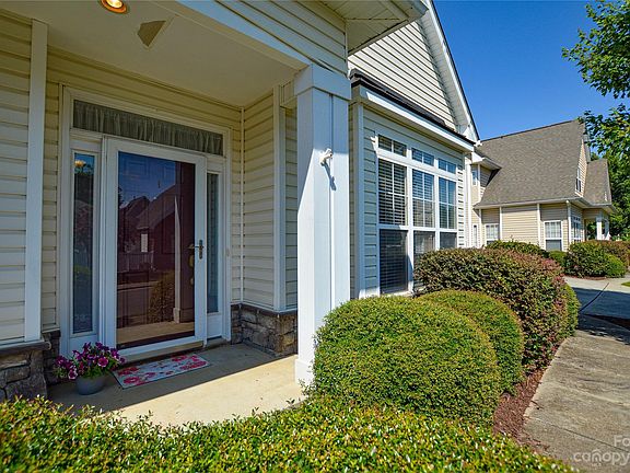 4th image of 7625 Red Mulberry Way