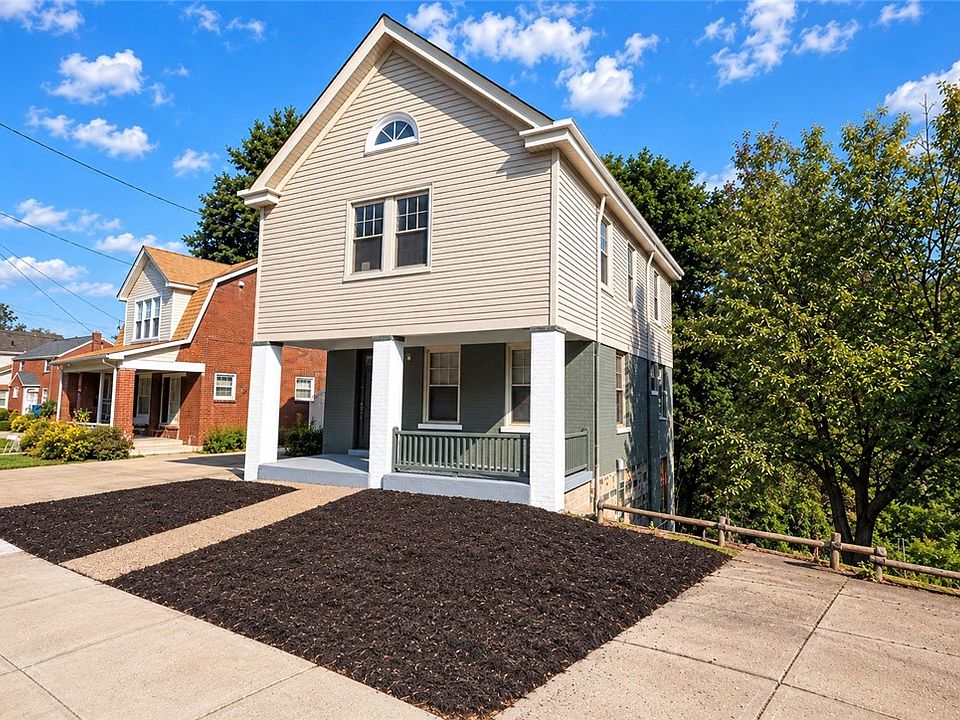 1st image of 641 Center Ave
