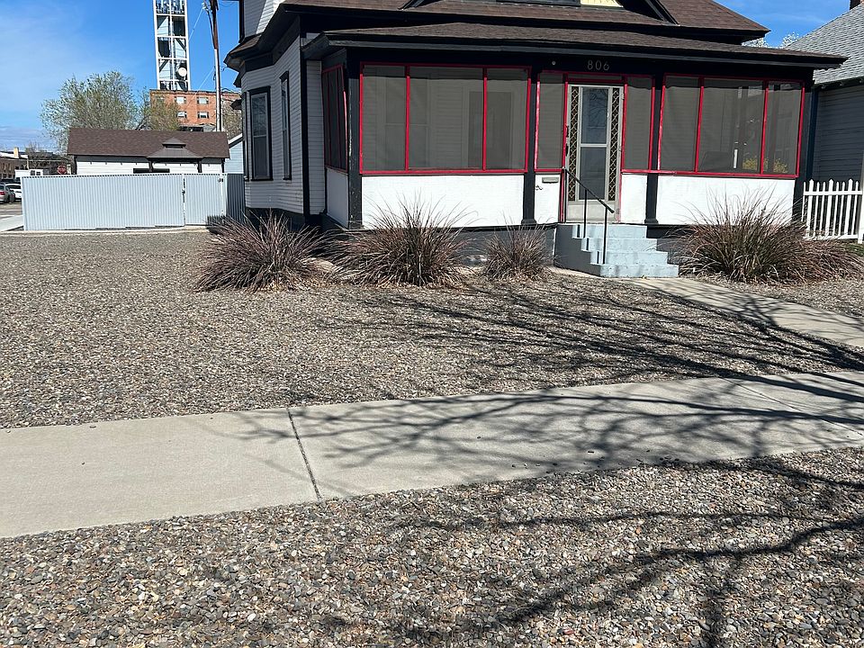 1st image of 806 Ute Ave