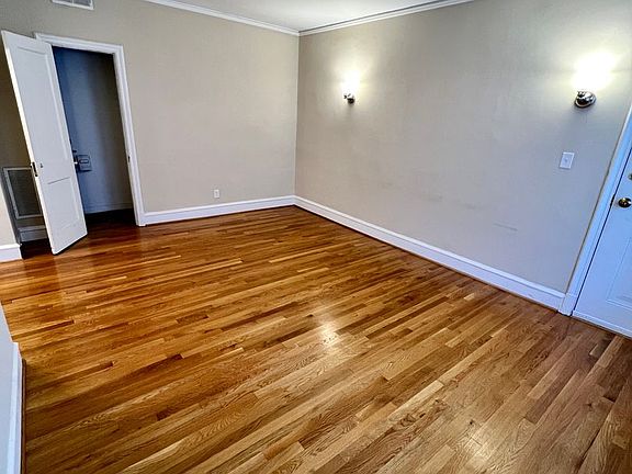 5th image of 3600 Monument Ave APT 8