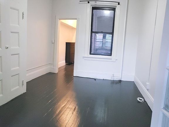 2nd image of 13 Carmine St #8A