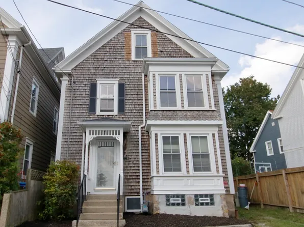 415 Summer St, New Bedford, MA 02740