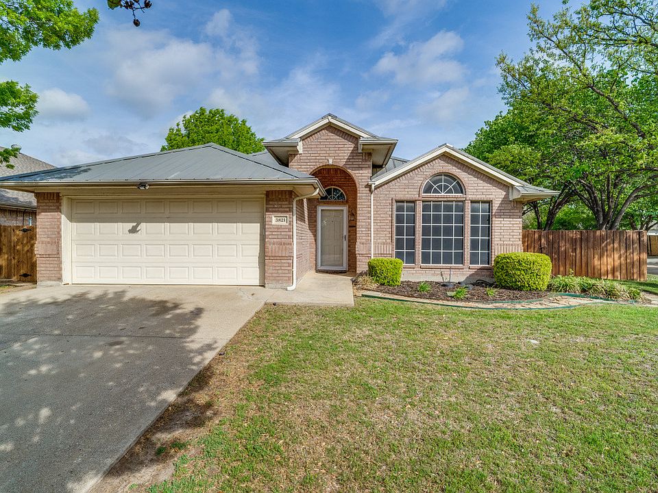 1st image of 3821 Staghorn Cir N