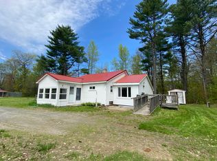 44 Saint James St, Skowhegan, ME 04976