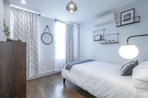 Rented by Nooklyn NYC LLC | media 10