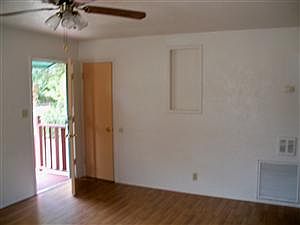 5th image of 2416 Oakdale St S