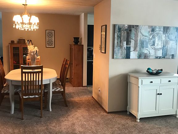 3rd image of 930 Manor Dr APT 55