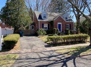 172 Oberlin Rd, Hamden, CT 06514