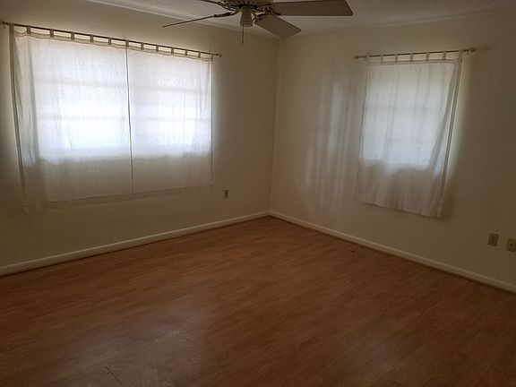 2nd image of NE 3719 Lake Sebring Dr