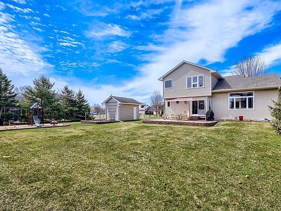 4th image of 8302 Padre Cir NE