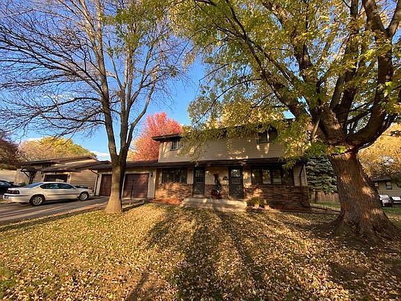 2nd image of 345 Belle Aire Dr