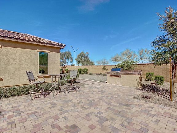 3rd image of 26374 W Wahalla Ln