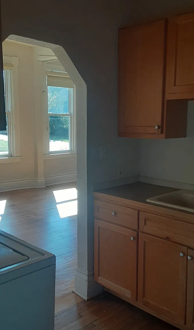 1 bed, 900 sqft, $950 — Photo 2
