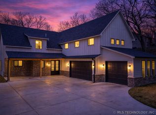 1000 S Moccasin Pl, Sapulpa, OK 74066