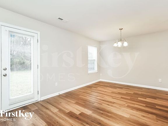 5th image of 804 Kallamdale Ct